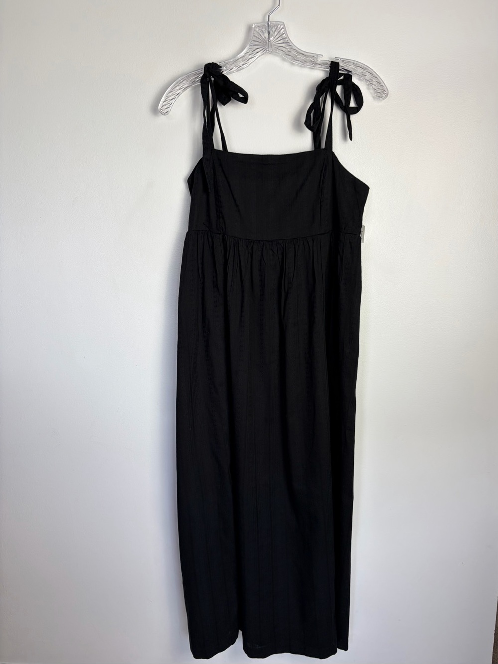 Old Navy Black Tie-Shoulder Maxi Dress